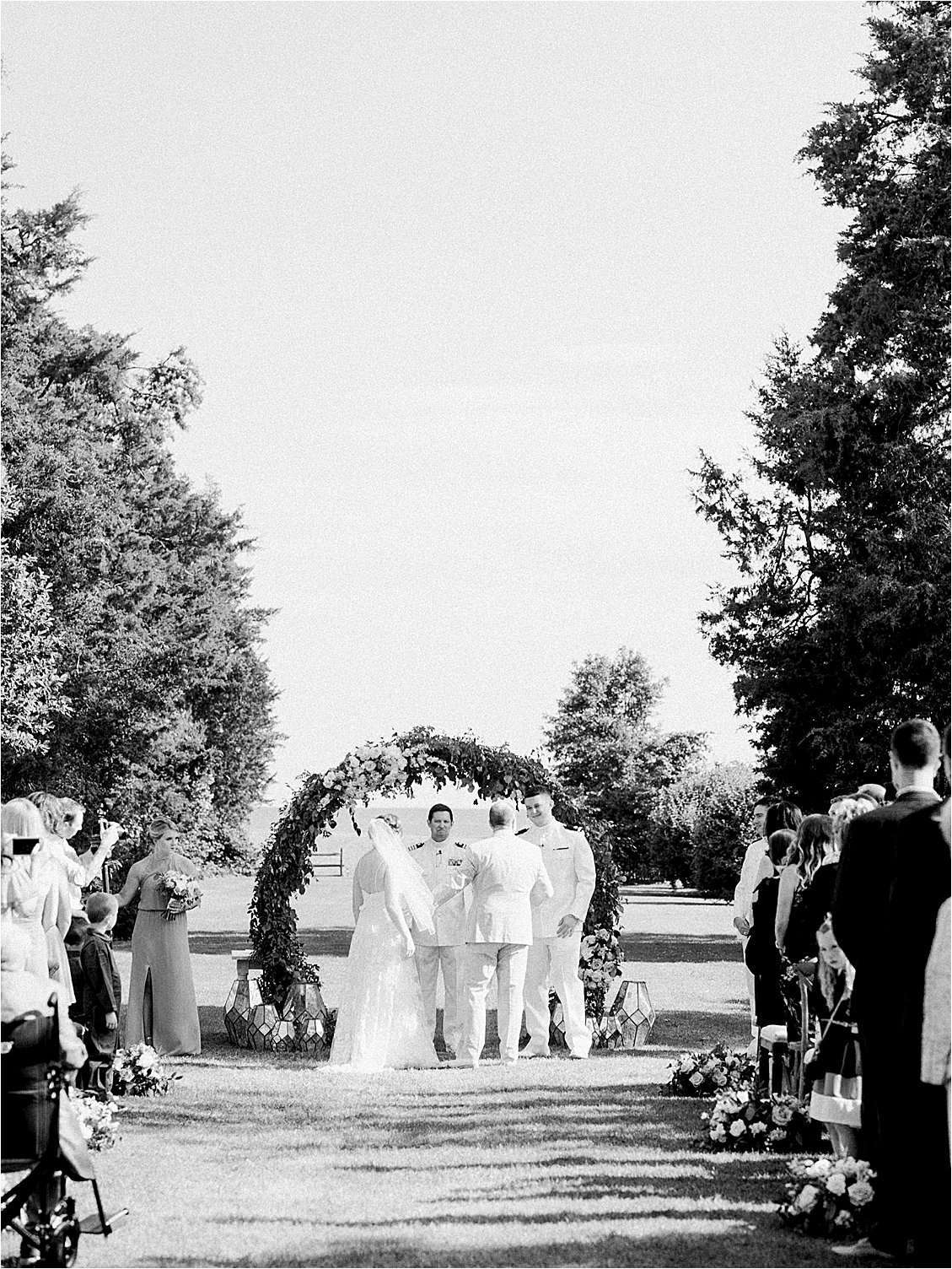 reneehollingsheadphotography_peachy_wedding_at_whitehall_in_annapolis_0039.jpg