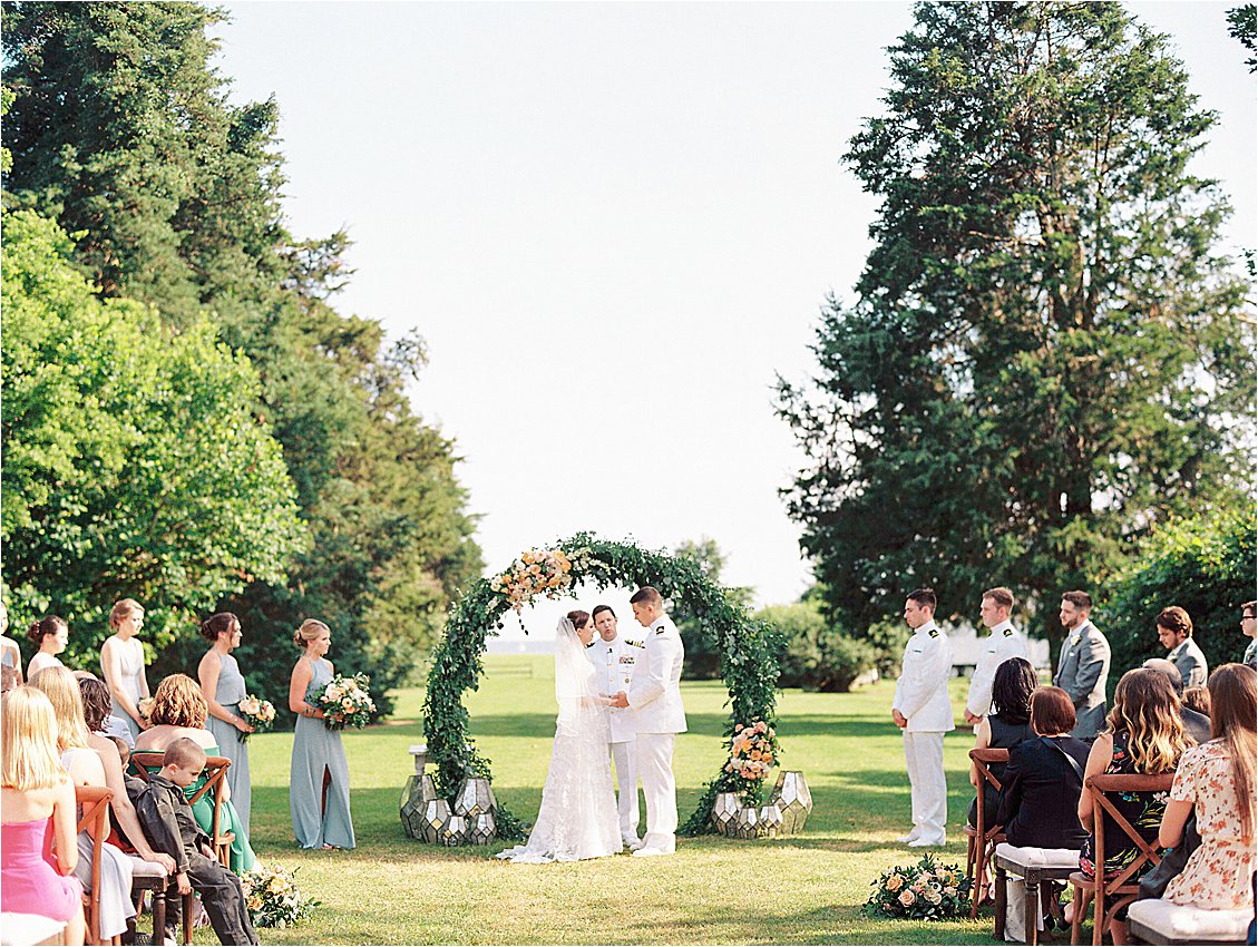 reneehollingsheadphotography_peachy_wedding_at_whitehall_in_annapolis_0042.jpg