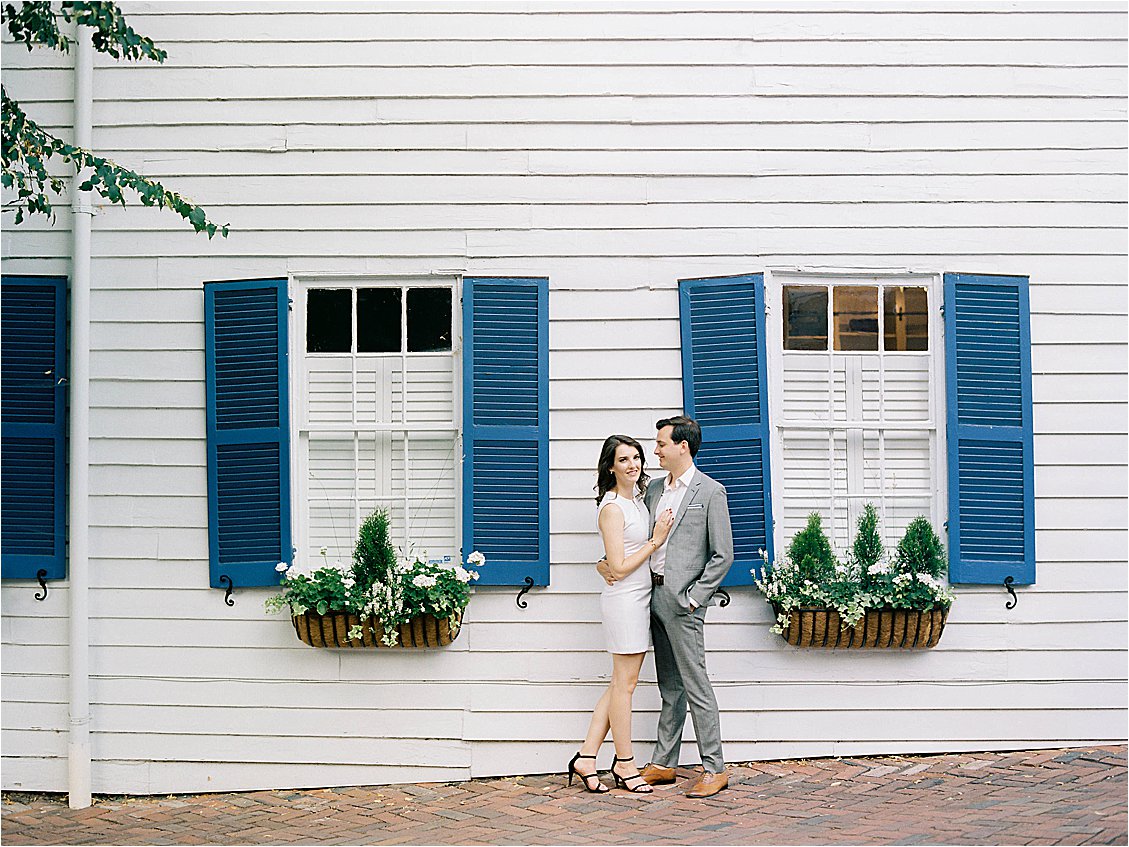 Quaint neighborhood engagement session in Old Town Alexandria with Renee Hollingshead