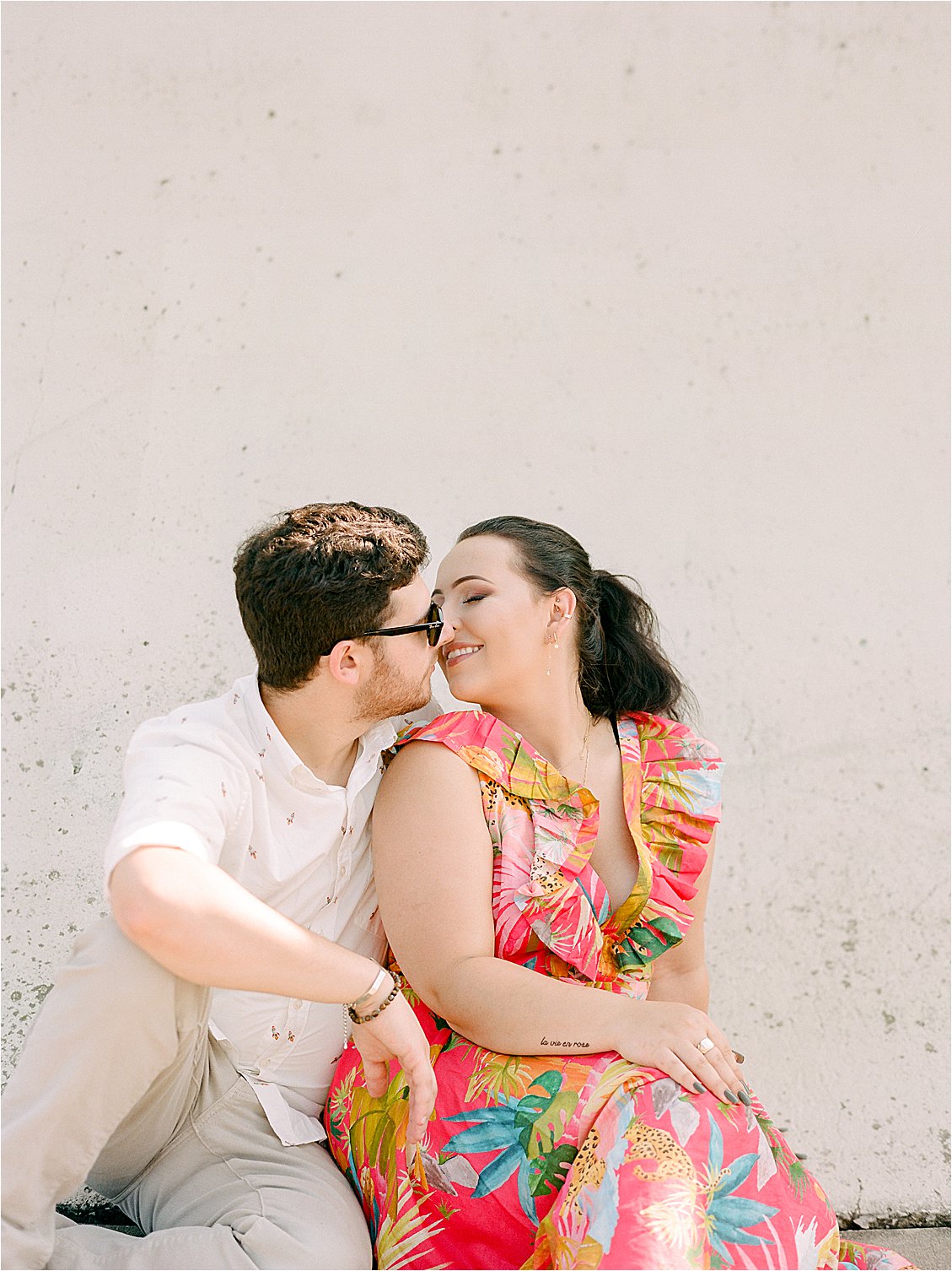 Modern and Bright anniversary session in Chicago by Renee Hollingshead